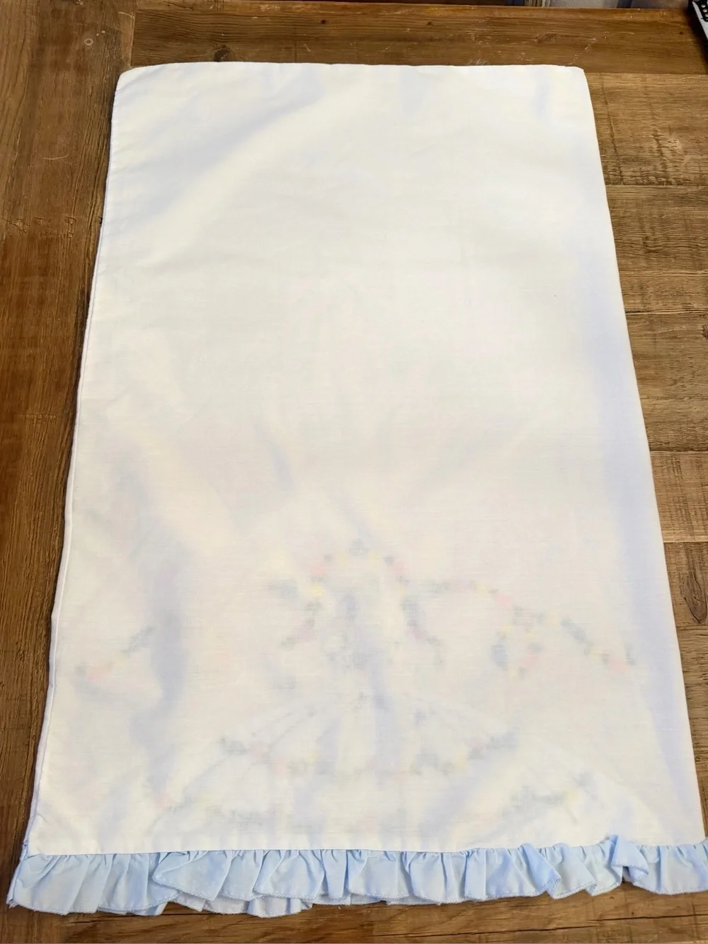 Vintage Hand-Embroidered Pillowcase. Standard | Heirloom | Grandmillinial